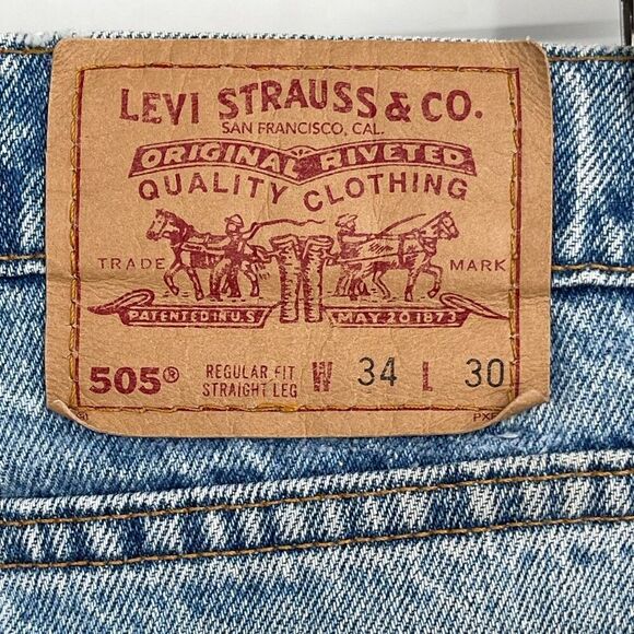 Levi’s Blue Light Wash Red Tab 505 Regular Fit Straight Leg Jeans Size 34x30 Mad - Picture 7 of 9